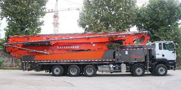 科尼樂70米長(zhǎng)臂架泵車，泵送能力強(qiáng)不易堵管