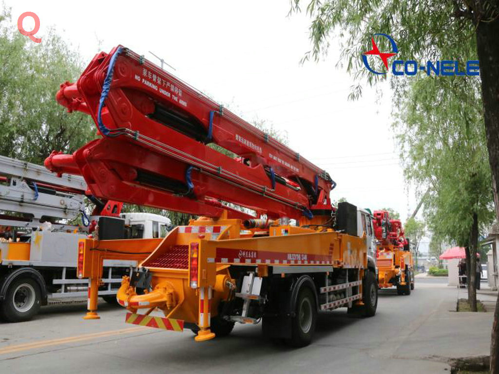 小型泵車，小型混凝土泵車，天泵