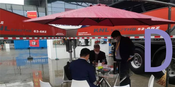 混凝土泵車在使用操作時，在以下五個部位和環(huán)節(jié)容易造成事故