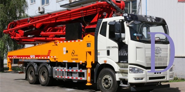混凝土泵車在建筑工地上使用時(shí)，展現(xiàn)出哪些優(yōu)勢(shì)